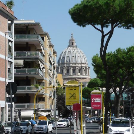 B&B Alla Cupola Di San Pietro Rome Exterior photo